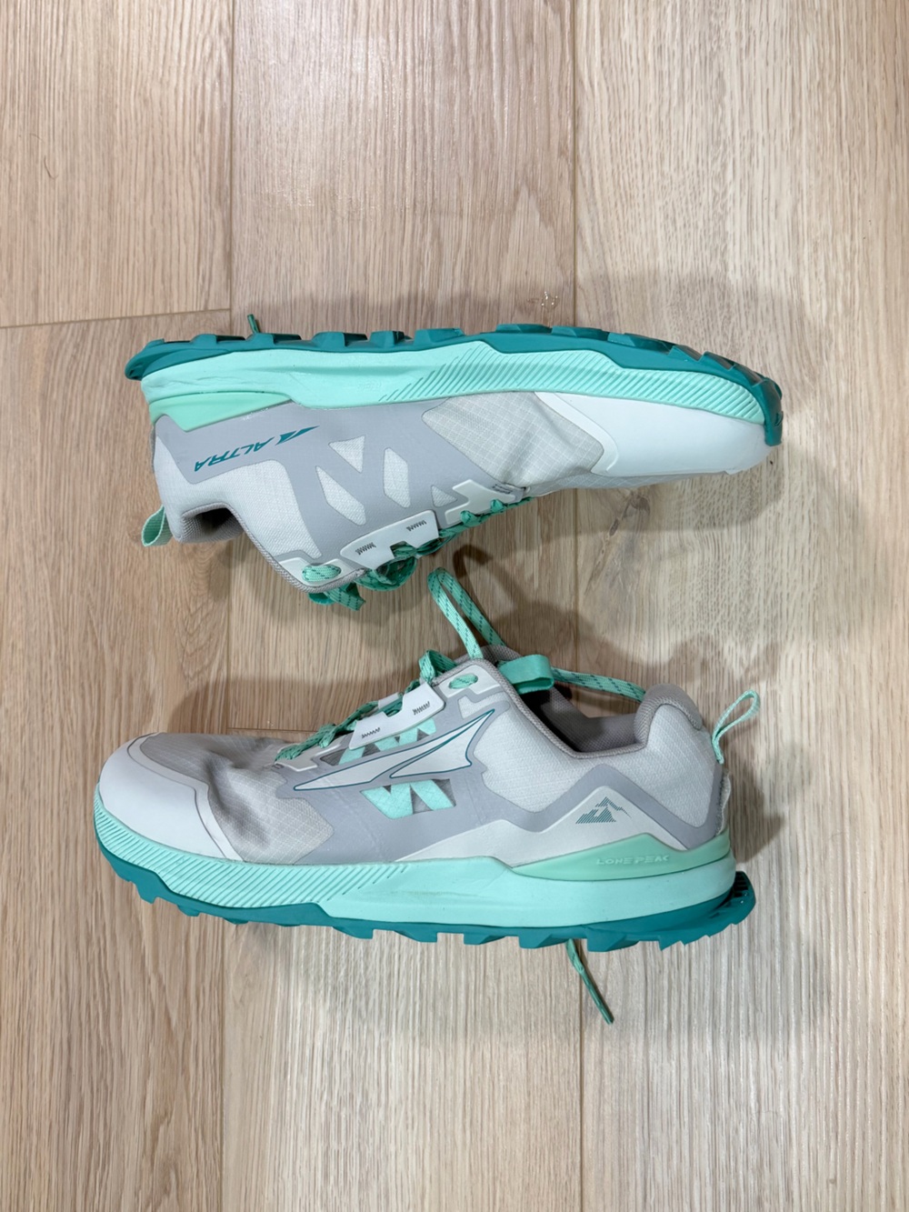 Altra Lone Peak 7 Women's Trail Shoes